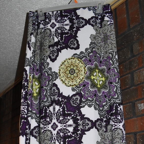 MAXI SKIRT - Picture 1 of 4